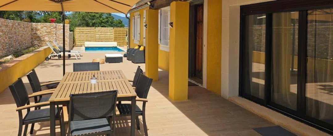 Magnifique Villa Avec Piscine, Sauna Et Hammam La Crau Eksteriør bilde